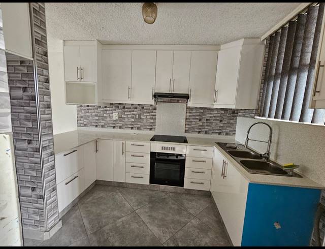 2 BEDROOM APARTMENT RENTED IN DOONSIDE